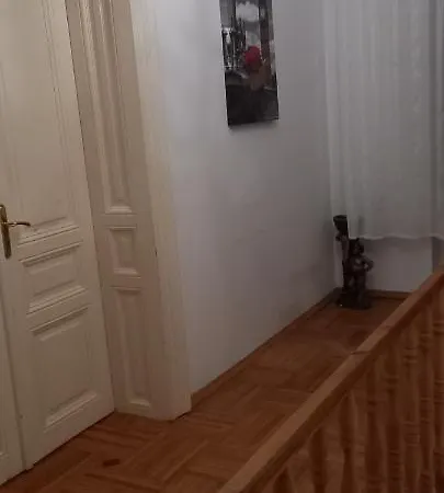 двох рівневі в центрі *