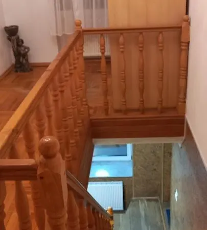 Apartment двох рівневі в центрі *
