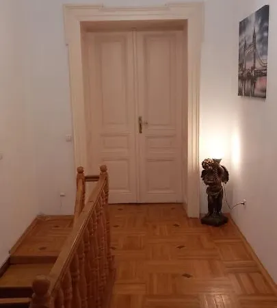 двох рівневі в центрі Apartment Lviv