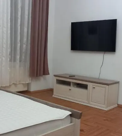 двох рівневі в центрі Apartment